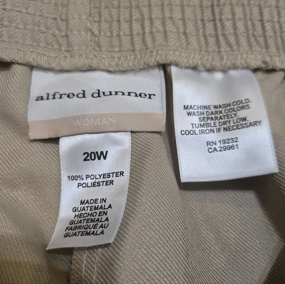 Alfred Dunner Light Tan Classic Grannycore Business Casual Trousers, Size 20W - Picture 2 of 7